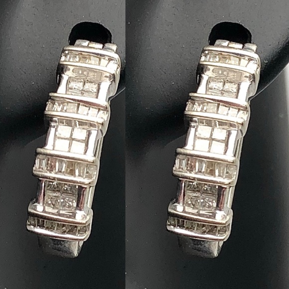 10k Diamond Hoop Huggie Earrings SOLID White Gold - 1 Carat - Picture 1 of 6